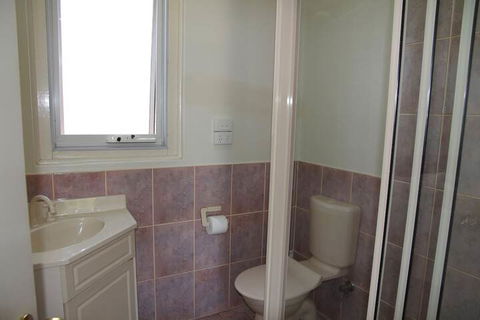 Tumut Apartments - Sunshine Coast Tourism 4