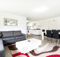 Apex Park Holiday Apartments - Holiday Sunshine Coast