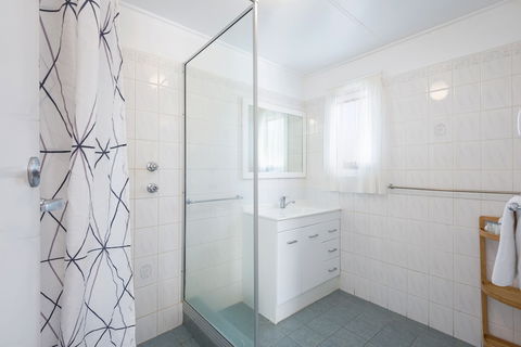 Albany Holiday Units - Holiday Sunshine Coast 5