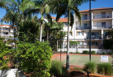 Blue Water Bay Luxury Villas - Holiday Sunshine Coast 1