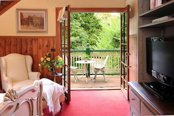 Mary Card's Coach House - Sunshine Coast Tourism 5