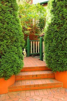 Mary Card's Coach House - Sunshine Coast Tourism 2