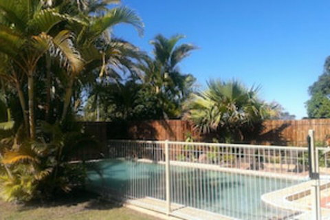 Pacific Paradise Motel - Sunshine Coast Tourism 0