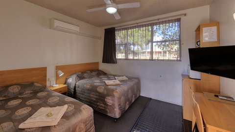 Gunnedah Motor Inn - Sunshine Coast Tourism 5