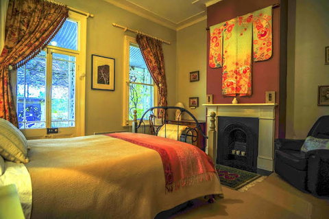 Cromwell House - Holiday Sunshine Coast 3