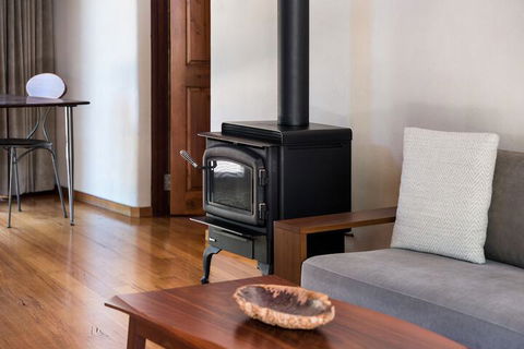 Aiyana Retreat - Holiday Sunshine Coast 1