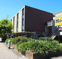 City Beach Motel - Holiday Sunshine Coast