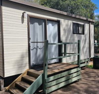 Shady Willows Holiday Park  YHA - Holiday Sunshine Coast