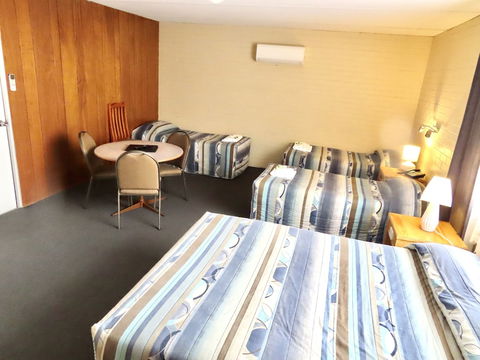Wedderburn Goldseeker Motel - Holiday Sunshine Coast 4
