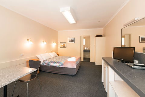 Gariwerd Motel - Holiday Sunshine Coast 2