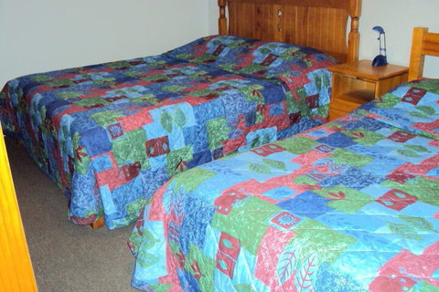 Palm Valley Motel And Self-contained Holiday Units - Holiday Sunshine Coast 7