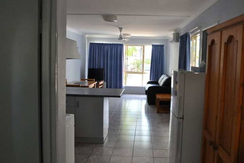 Palm Valley Motel And Self-contained Holiday Units - Holiday Sunshine Coast 6
