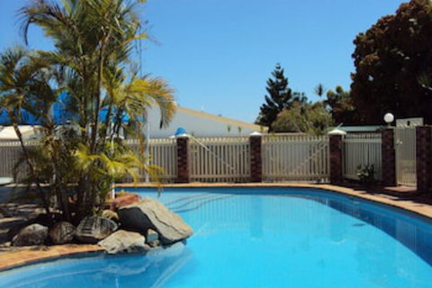 Palm Valley Motel And Self-contained Holiday Units - Holiday Sunshine Coast 0