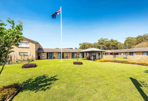 Lemon Tree Passage Motel - Sunshine Coast Tourism 0