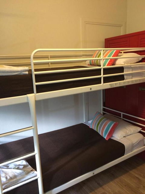 Guesthouse 83 - Sunshine Coast Tourism 1