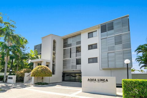 Aqua Linea - Holiday Sunshine Coast 1