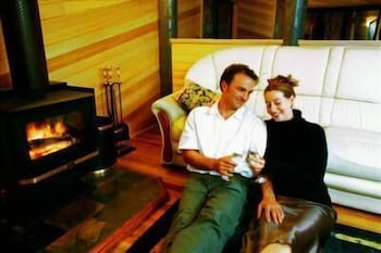 Springbrook Lyrebird Retreat - Holiday Sunshine Coast 2