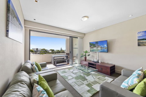 Cote DAzur Resort - Holiday Sunshine Coast 6