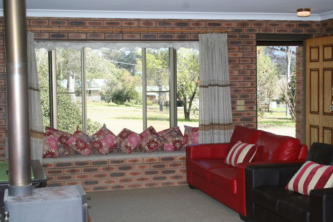 Shady Trees Barrington Holiday House - Holiday Sunshine Coast 4