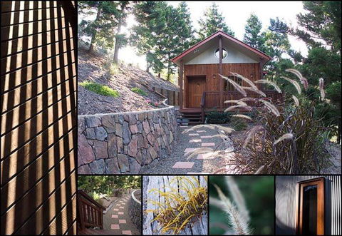 King Ludwigs Cottage - Holiday Sunshine Coast 3
