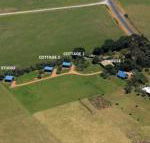 Black Cockatoo Cottages - Holiday Sunshine Coast