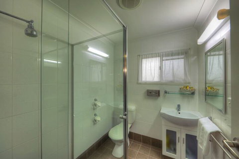 Jumbuck Motor Inn - Sunshine Coast Tourism 6