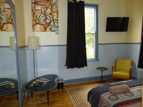 2 Dukes Daylesford - Sunshine Coast Tourism 4