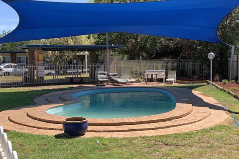 Orana Windmill Motel - Sunshine Coast Tourism 2