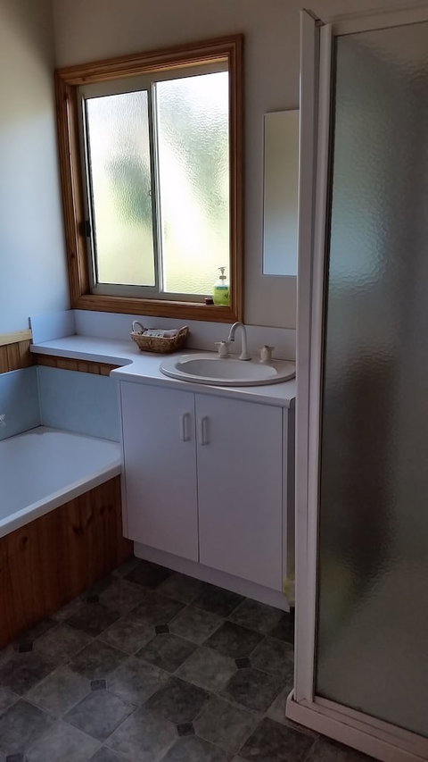 Awonga Cottages - Sunshine Coast Tourism 5