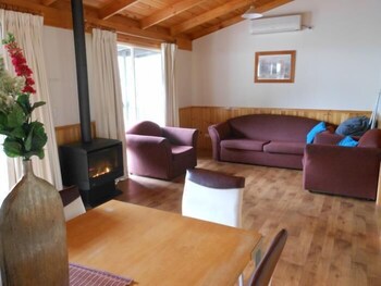 Awonga Cottages - Sunshine Coast Tourism 6