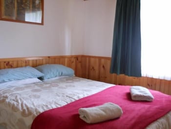 Awonga Cottages - Sunshine Coast Tourism 1