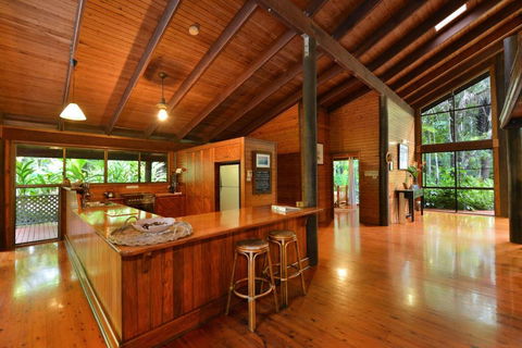 Wait A While Daintree - Holiday Sunshine Coast 4
