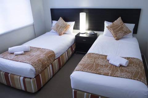 Oceanic On Thompson Apartments - Holiday Sunshine Coast 1