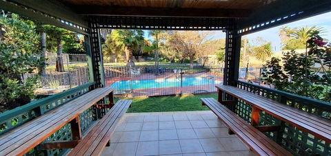 Acclaim Pine Grove Holiday Park - Holiday Sunshine Coast 3