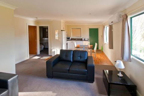 Wagga Wagga Beach Caravan Park - Sunshine Coast Tourism 4