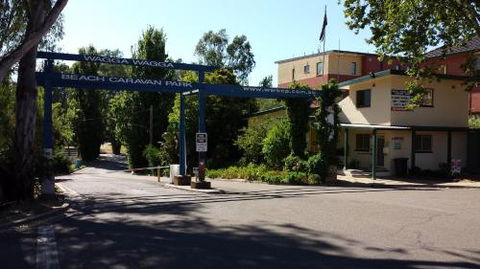 Wagga Wagga Beach Caravan Park - Sunshine Coast Tourism 6