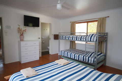 Seaforth Holiday Units - Sunshine Coast Tourism 4