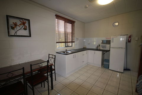 Seaforth Holiday Units - Sunshine Coast Tourism 3