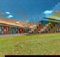 Bushmans Motor Inn - Sunshine Coast Tourism