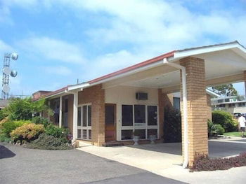 Bega Village Motor Inn - Sunshine Coast Tourism 2