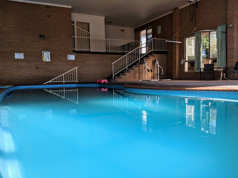 Bega Village Motor Inn - Sunshine Coast Tourism 4