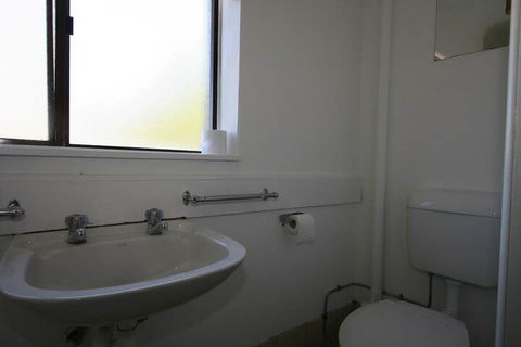 Alpha Centauri Townhouses - Sunshine Coast Tourism 6