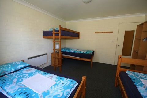 Alpha Centauri Townhouses - Sunshine Coast Tourism 5