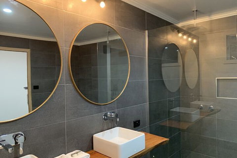 The Rocks Apartments - Holiday Sunshine Coast 4