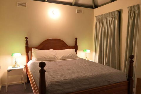 Kalimna Woods Cottages - Holiday Sunshine Coast 6