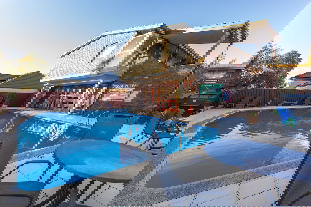  Sunshine Coast Tourism