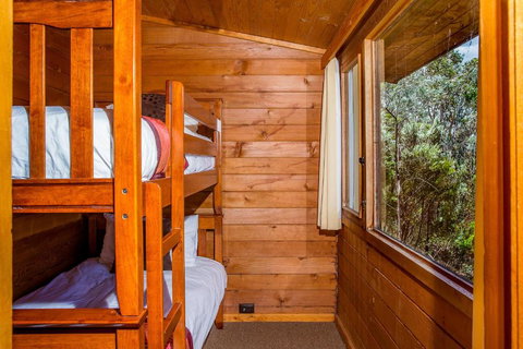 Snowy River Cabins - Holiday Sunshine Coast 2