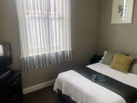 Athelstane House - Holiday Sunshine Coast 2