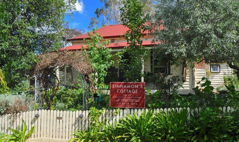 Sinnamons Cottage - Sunshine Coast Tourism 6