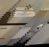 Essendon Apartments - Holiday Sunshine Coast